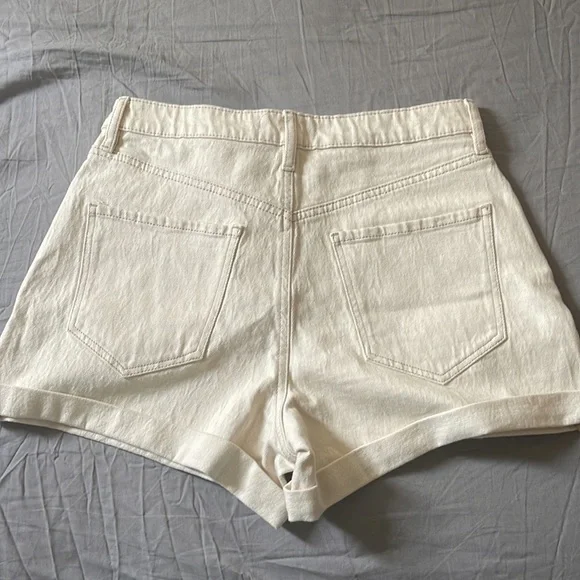 Short - Picture 3 of 3